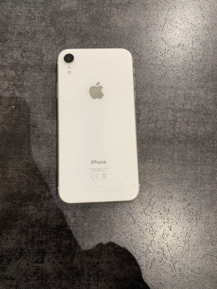 Iphone xr 64 Белый