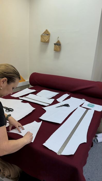 Швейний цех. Відшиваємо замовлення в преміальній якості.