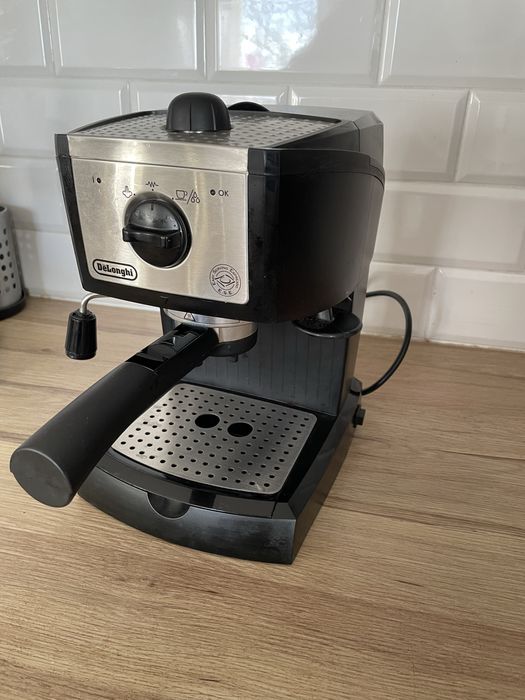Ekspress do kawy Delonghi