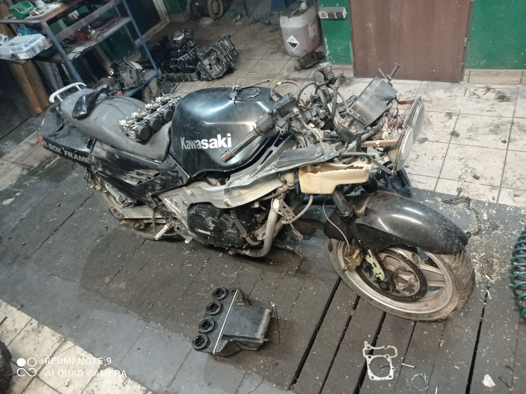 Kawasaki zx10 Tomcat ZX 1000 części lagi gaźnik wał silnik moduł zegar