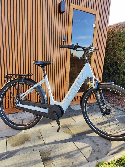 Rower elektryczny Trek District + Bosch