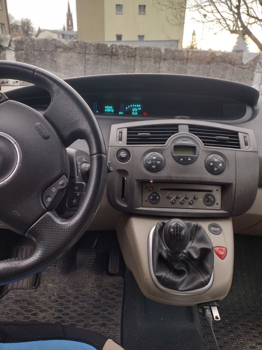 Sprzedam samochód osobowy lub zamienię