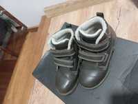 Buty dla chłopca 26 na zimę zimowe zapinane na rzepy