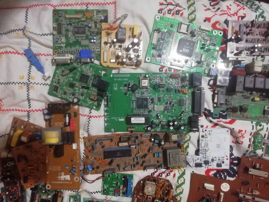 Плати платы сучасні 1 лотом