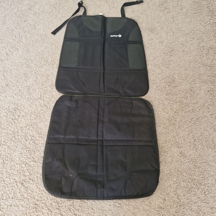 Дитяче автокрісло Maxi-Cosi 15–36 кг — у відмінному стані