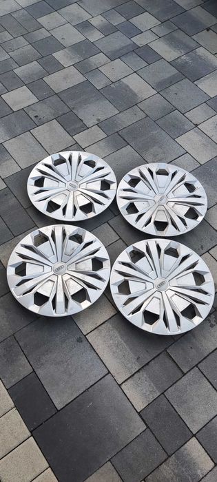 Oryginalne kołpaki AUDI 17 cali Q2 Q3 Q5 4szt