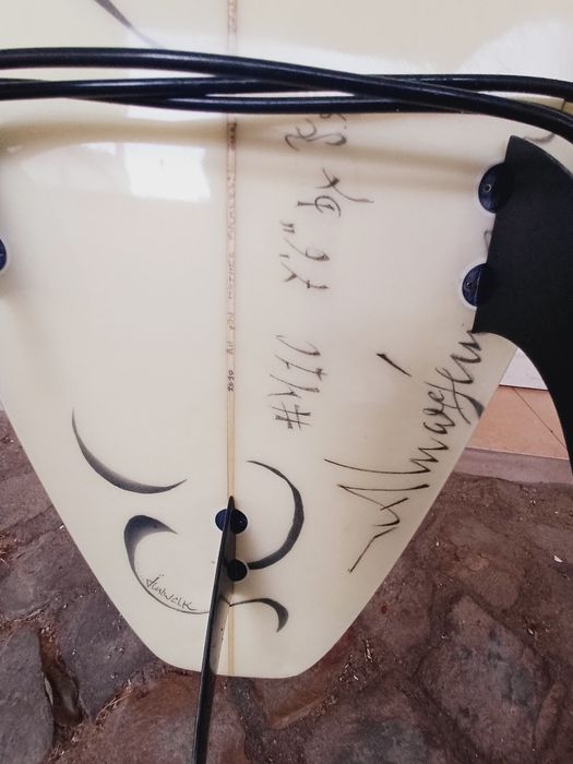 Prancha de longboard com capa