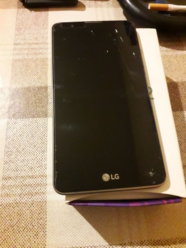 Telefon  LG STYLUS 2