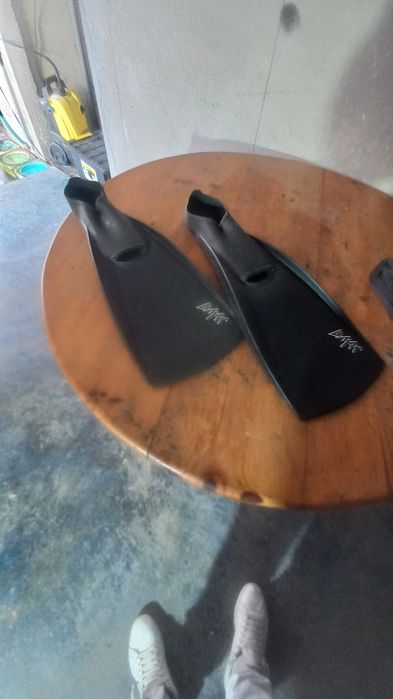 Barbatanas marca B MAX 45/47