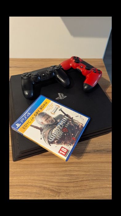 Sprzedam uszkodzony PS4 pro z Wiedźminem 3