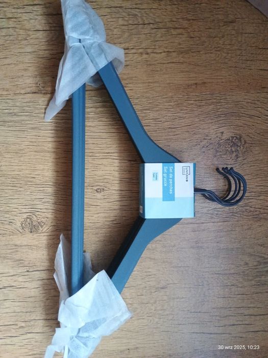 Komplet wieszaków 5 sztuk marki Livarno Home