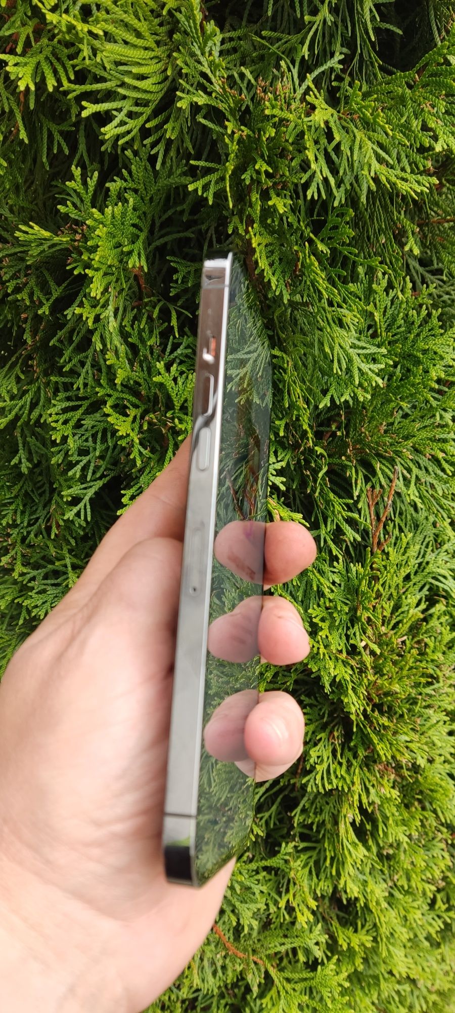Iphone 12 pro max Заблокований icloud