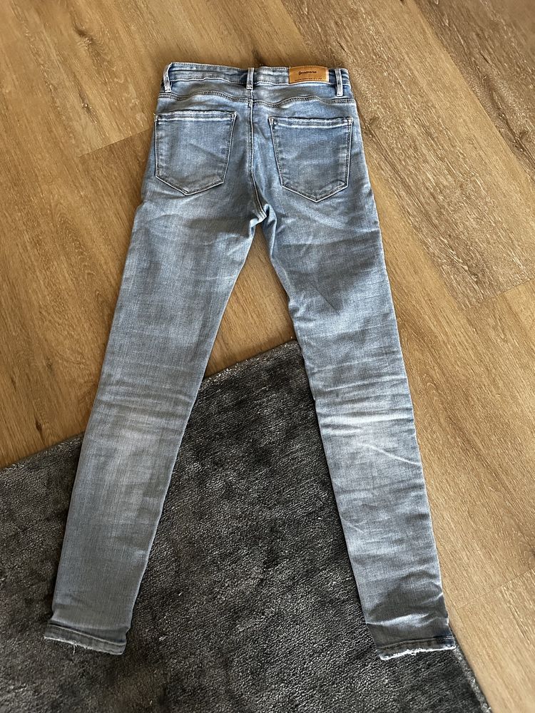 Stradivarius jeans rozm 36