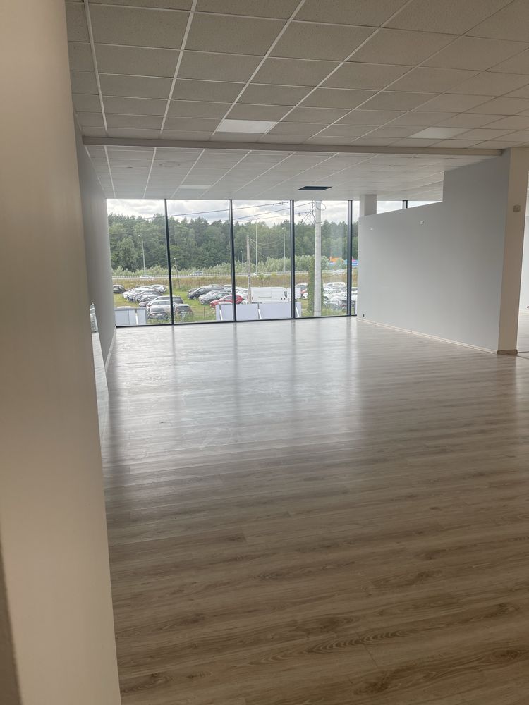 Lokal handlowy/usługowy/biurowy/gastronomiczny 133 m2