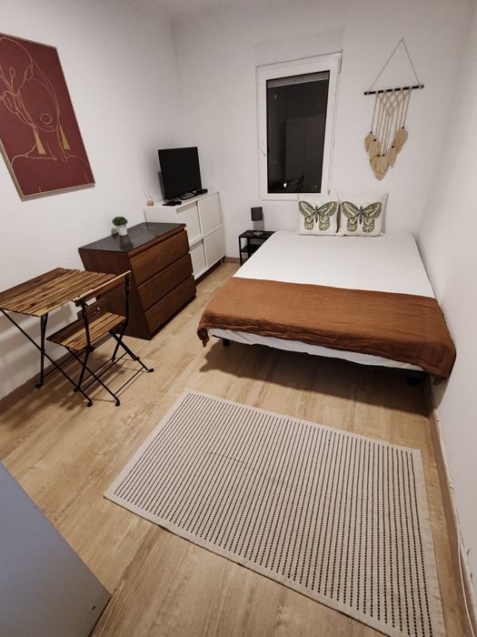 Quarto individual s/caucao com TV