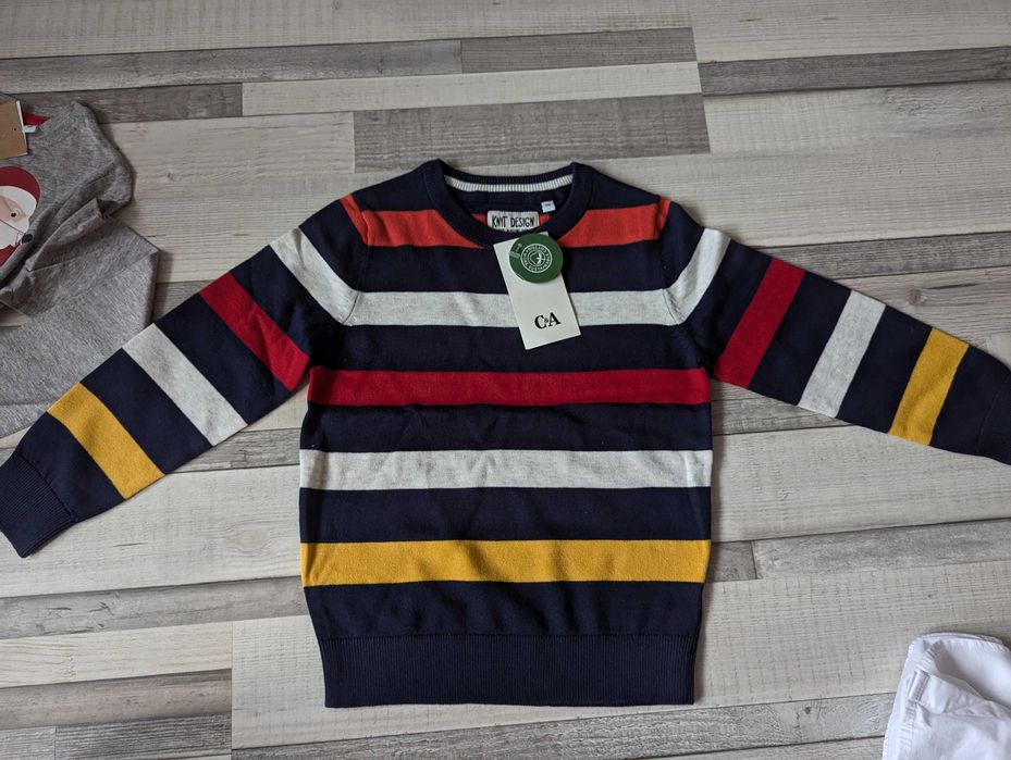 Zestaw dla chłopca Święta r.116 - spodnie, bluzki, sweter, koszula.