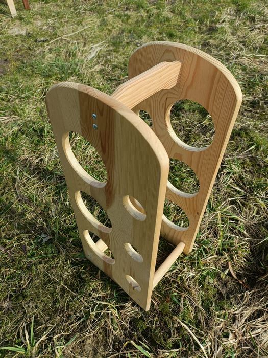 Stojak na wino drewniany