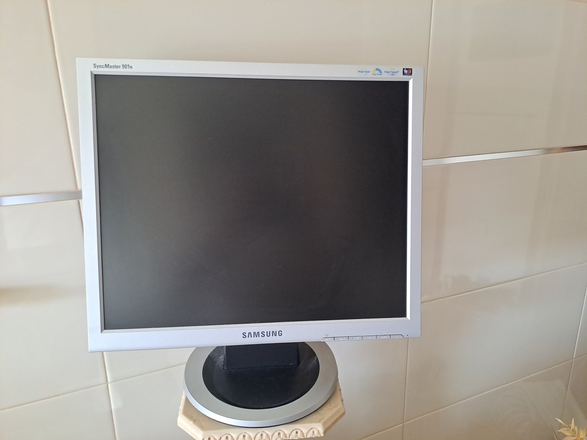 Monitor Samsung SyncMaster 901N
