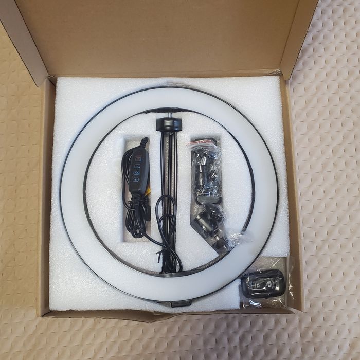 AIXPI 10-дюймовий світлодіодний кільцевий світильник зі штативом