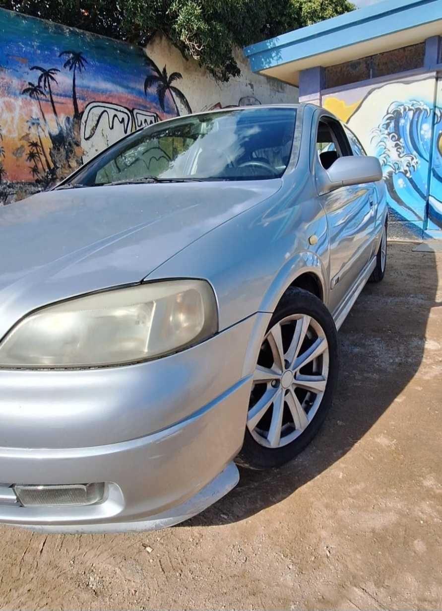 Astra 2001 Bem cuidado