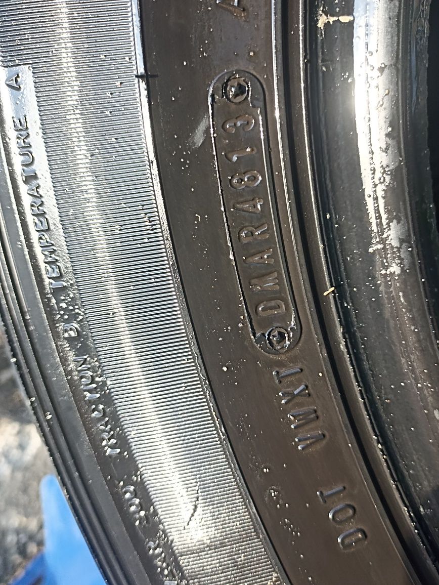 Шини DUNLOP 265/60R18