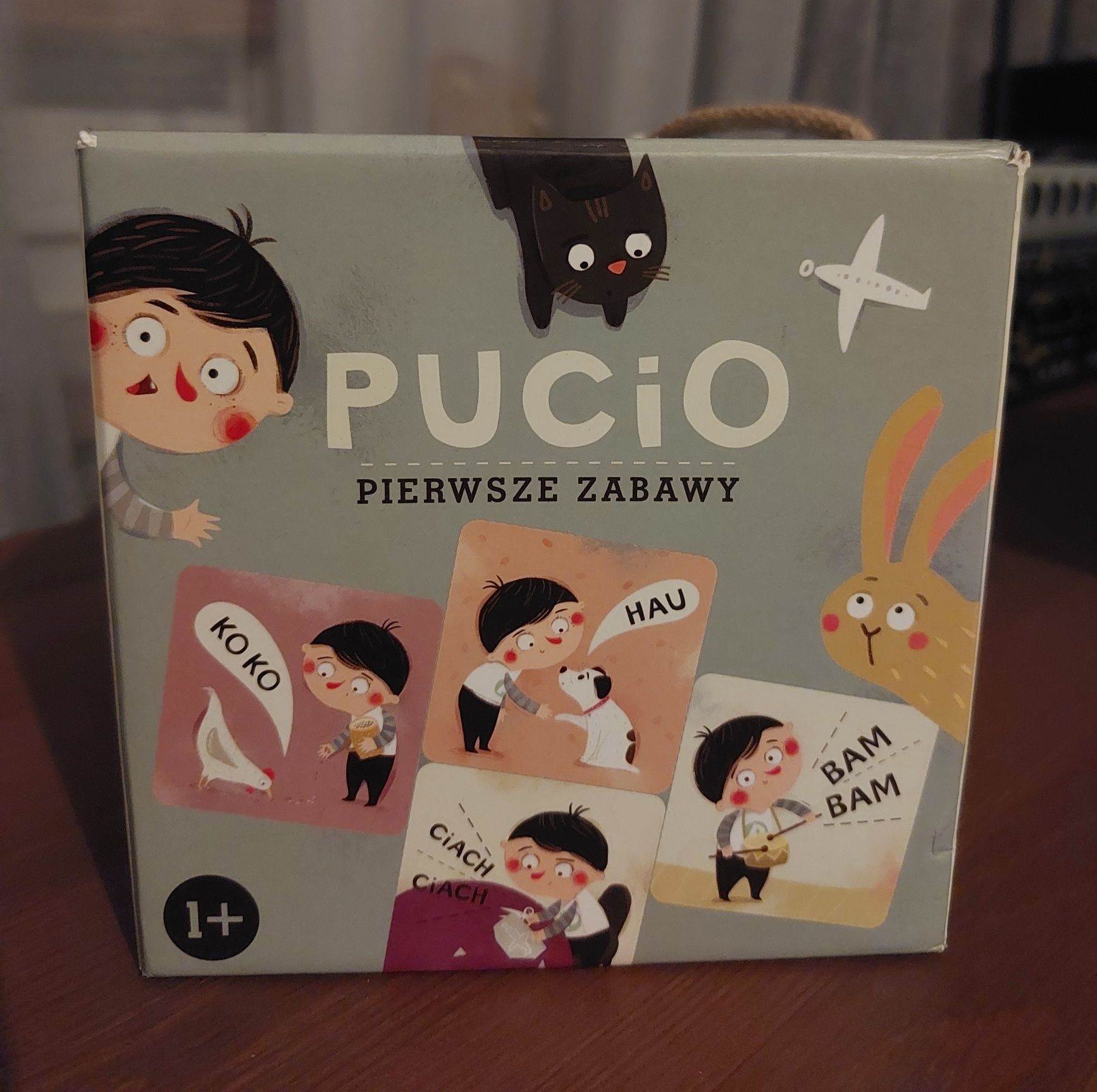 Pucio. Pierwsze zabawy