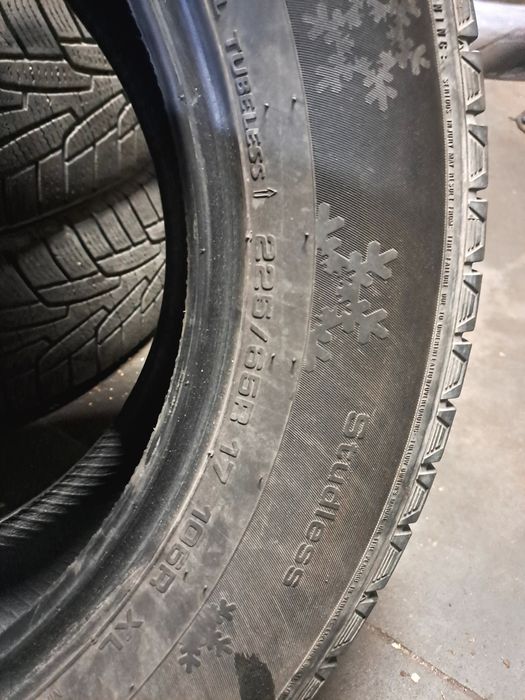 Резина б/в 225/65r17 зима