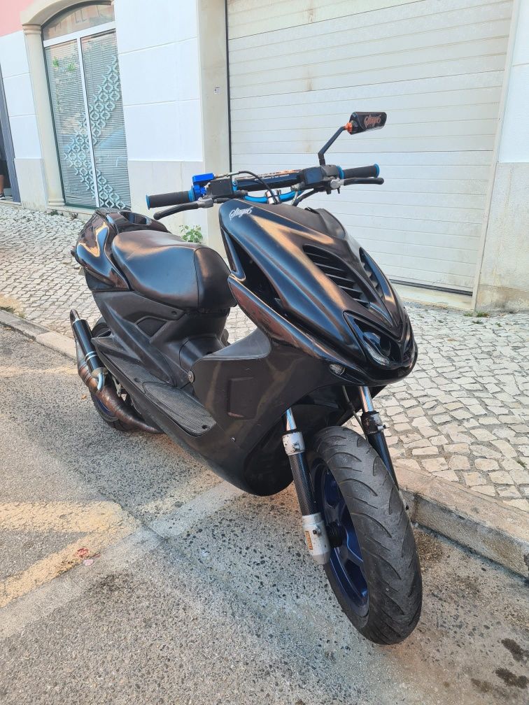 Vendo ou troco yamaha aerox 84 cc NEGOCIÁVEL