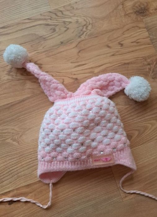 Тепла шапка на дівчинку