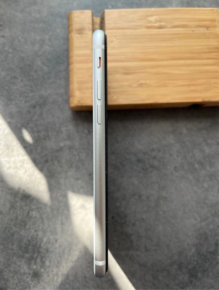 iPhone SE 2020 - super stan wizualny