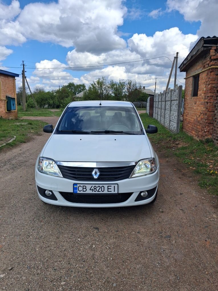 Renault Logan 2012р. 1,4 бензин
