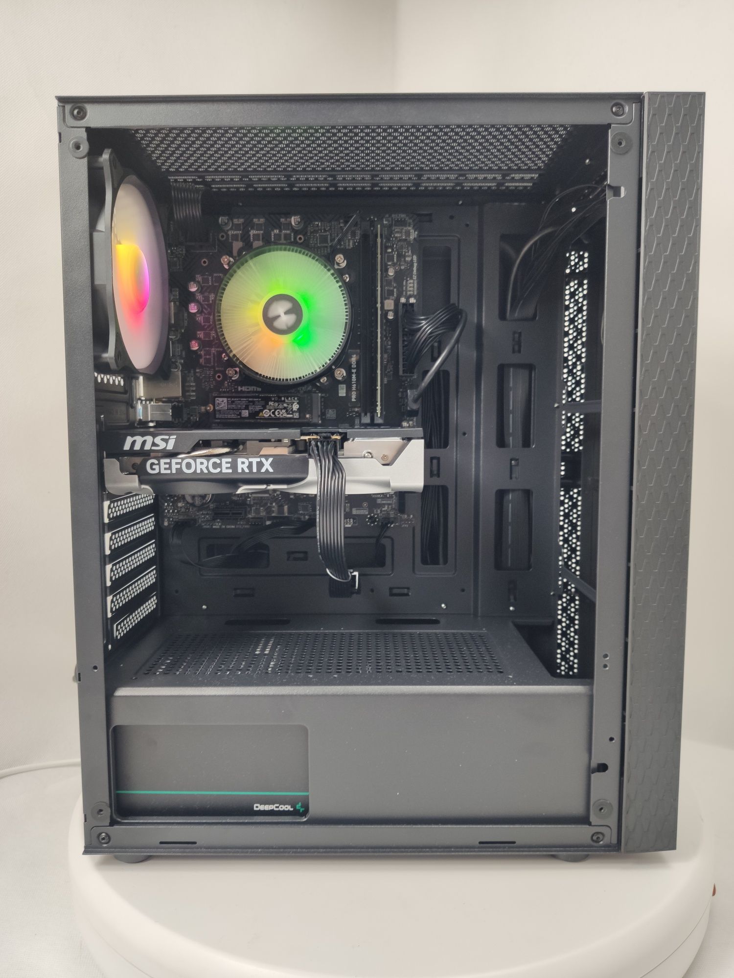 Komputer Gamingowy i7-14700, RTX 5060, 32 GB,SSD,Win 11 Pro
