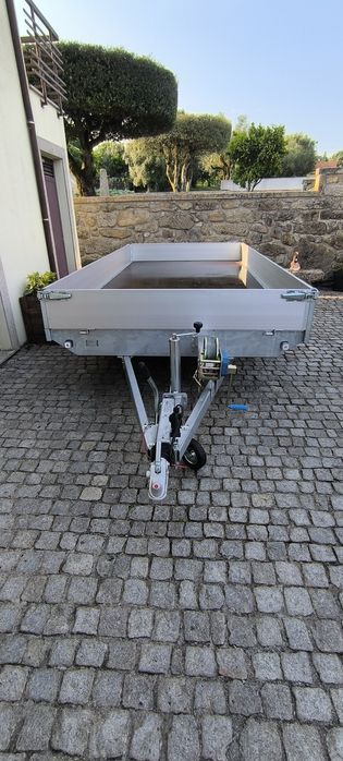 Reboque 3000kgs.