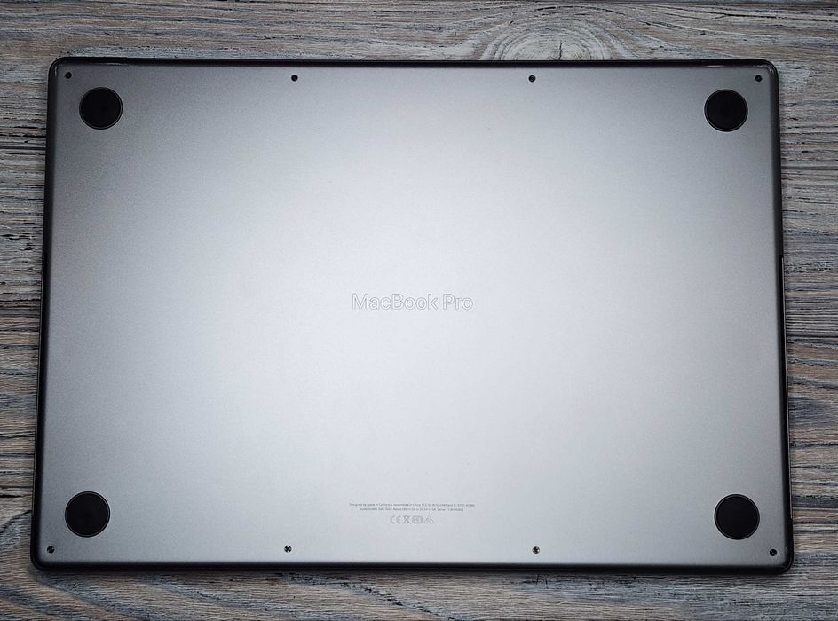 MacBook Pro 16 M1 Pro (MK183) Space Gray | 849$ | EmojieStore