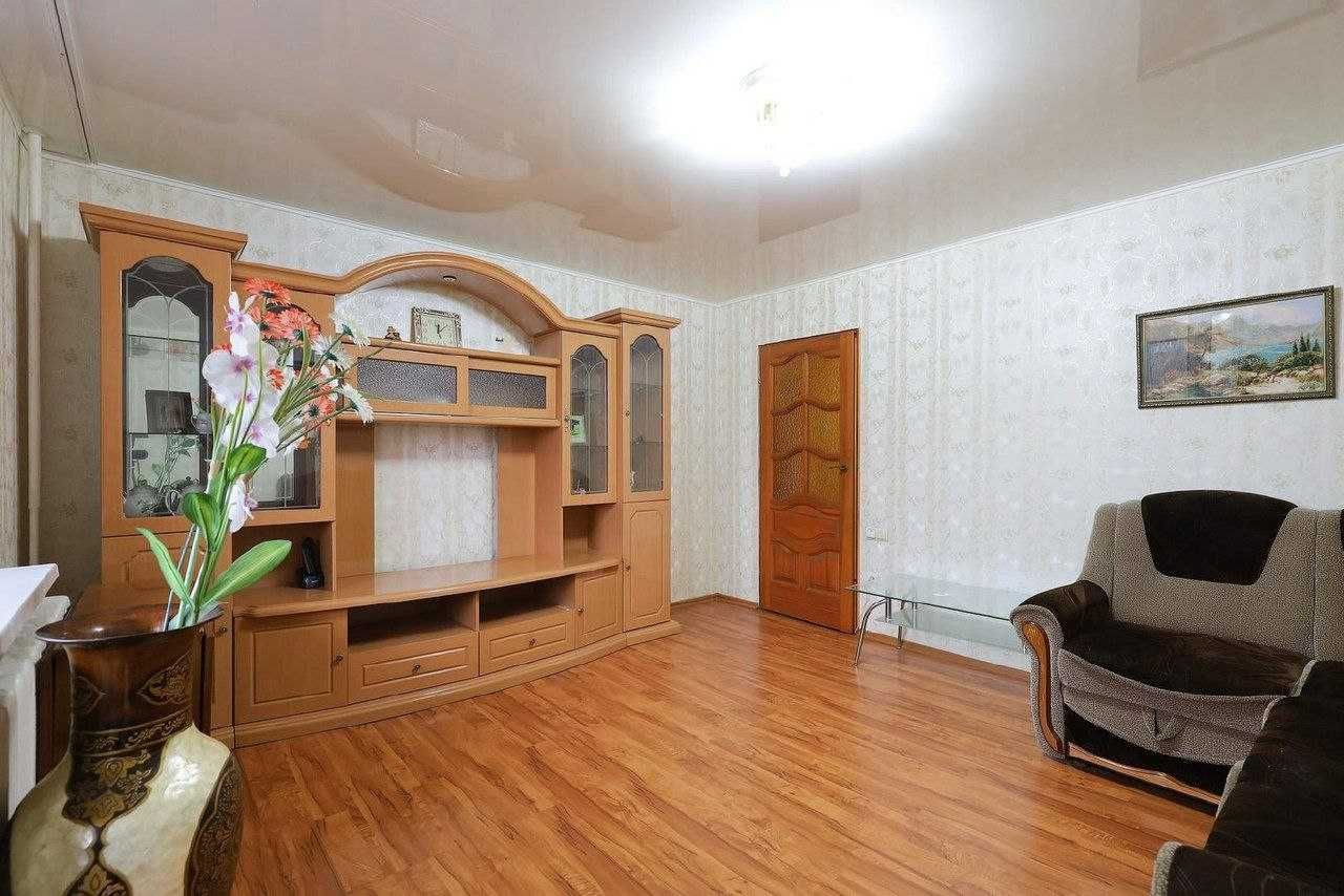 Продаж 2 -к ., Ревуцького 25, Дарницкий р-н .