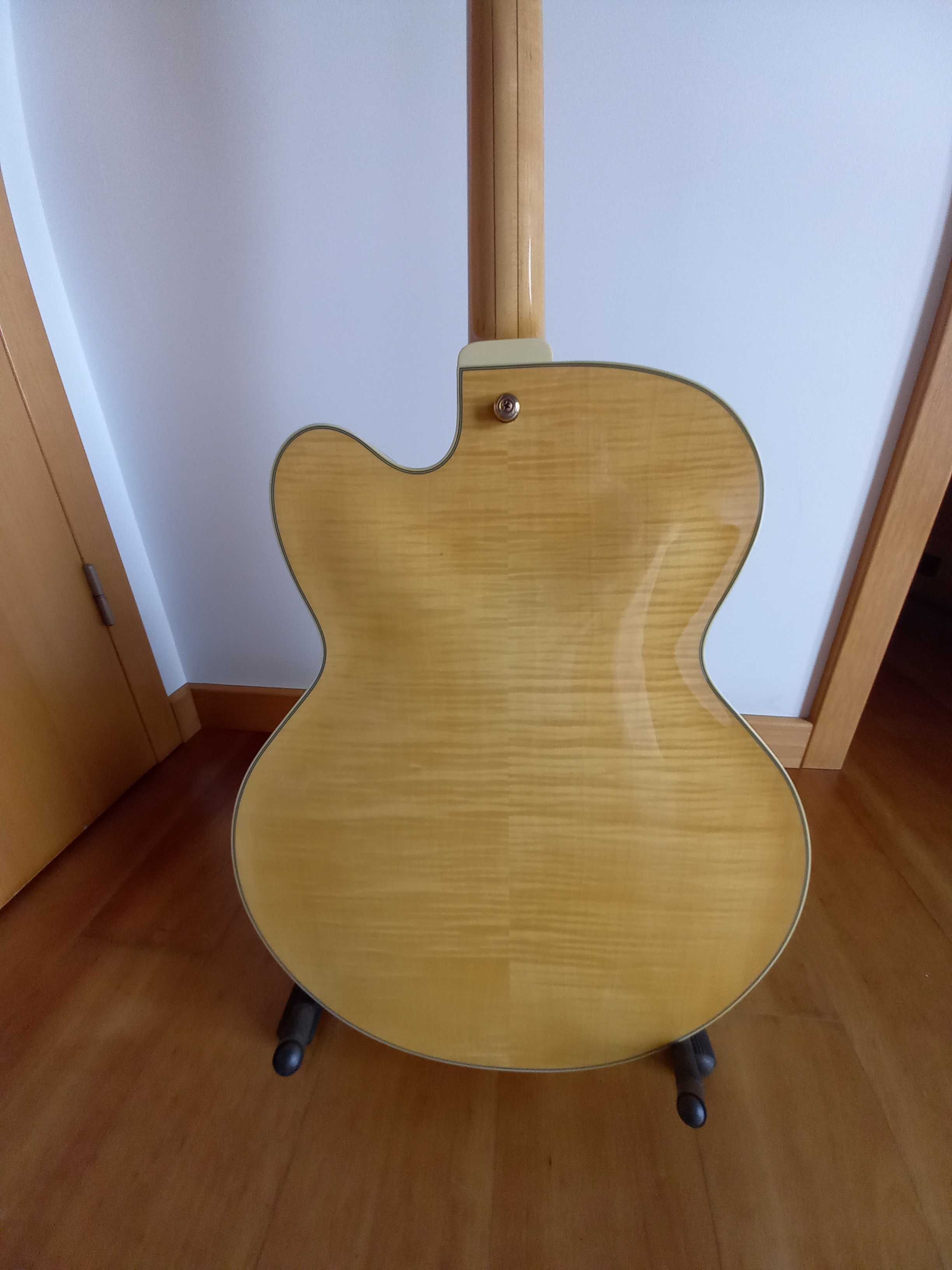 Guitarra Ibanez AF105 Artcore Custom (Archtop)