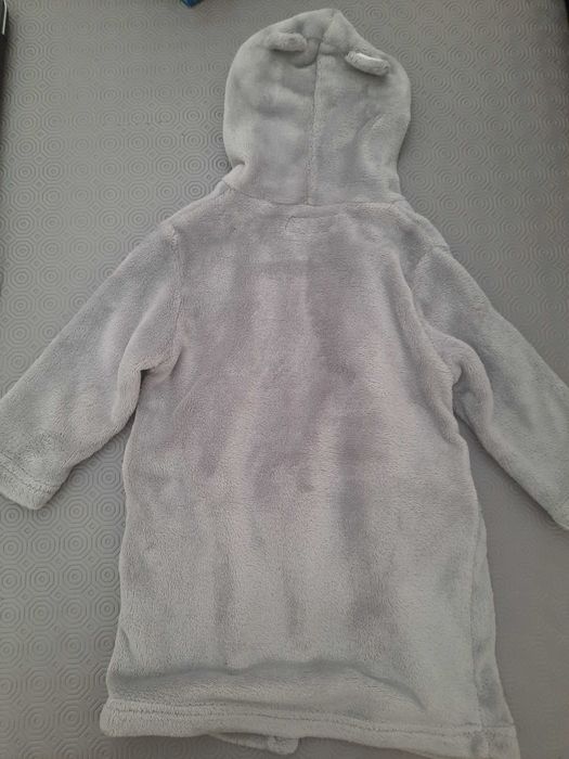 Robe bebé  cinzento 2 anos