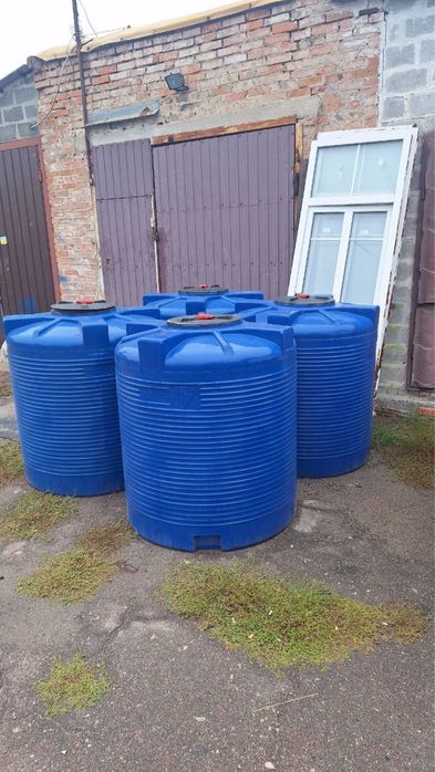 Бочки пластикові 4 шт.