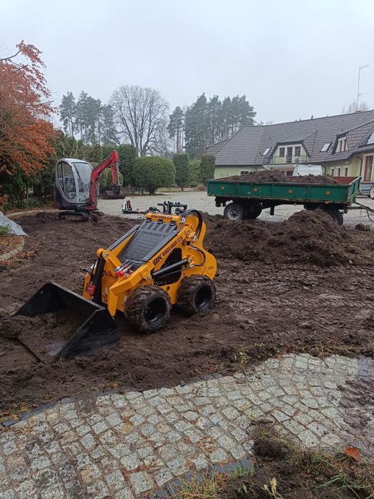 Usługi ogrodnicze ,glebogryzarka separacyjna,zakładanie  trawnika, na