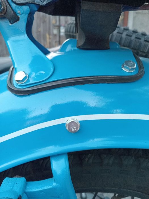 Дніпро МТ9 з двигуном к750