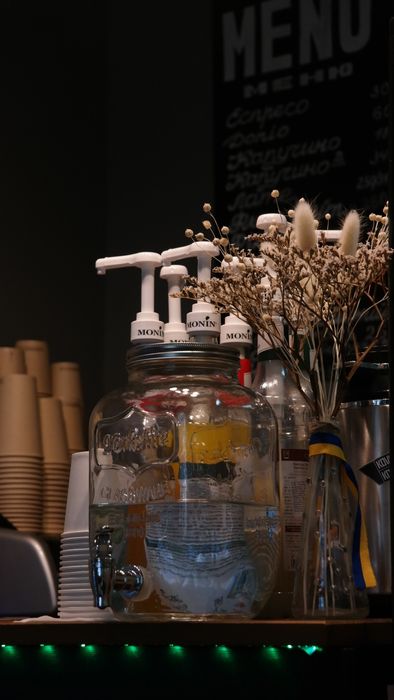 Продам діючий бізнес. Кав'ярня.