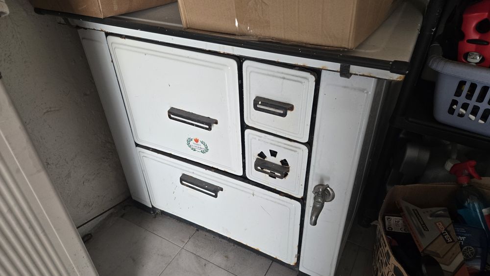 Fogão a lenha  em bom estado