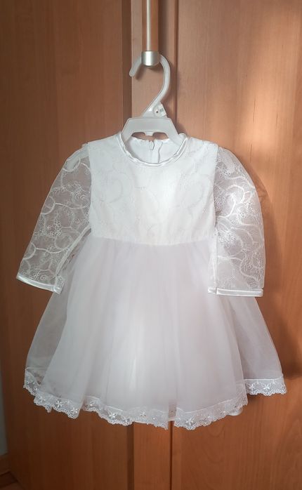 Sukienka do chrztu dla dziewczynki r.74