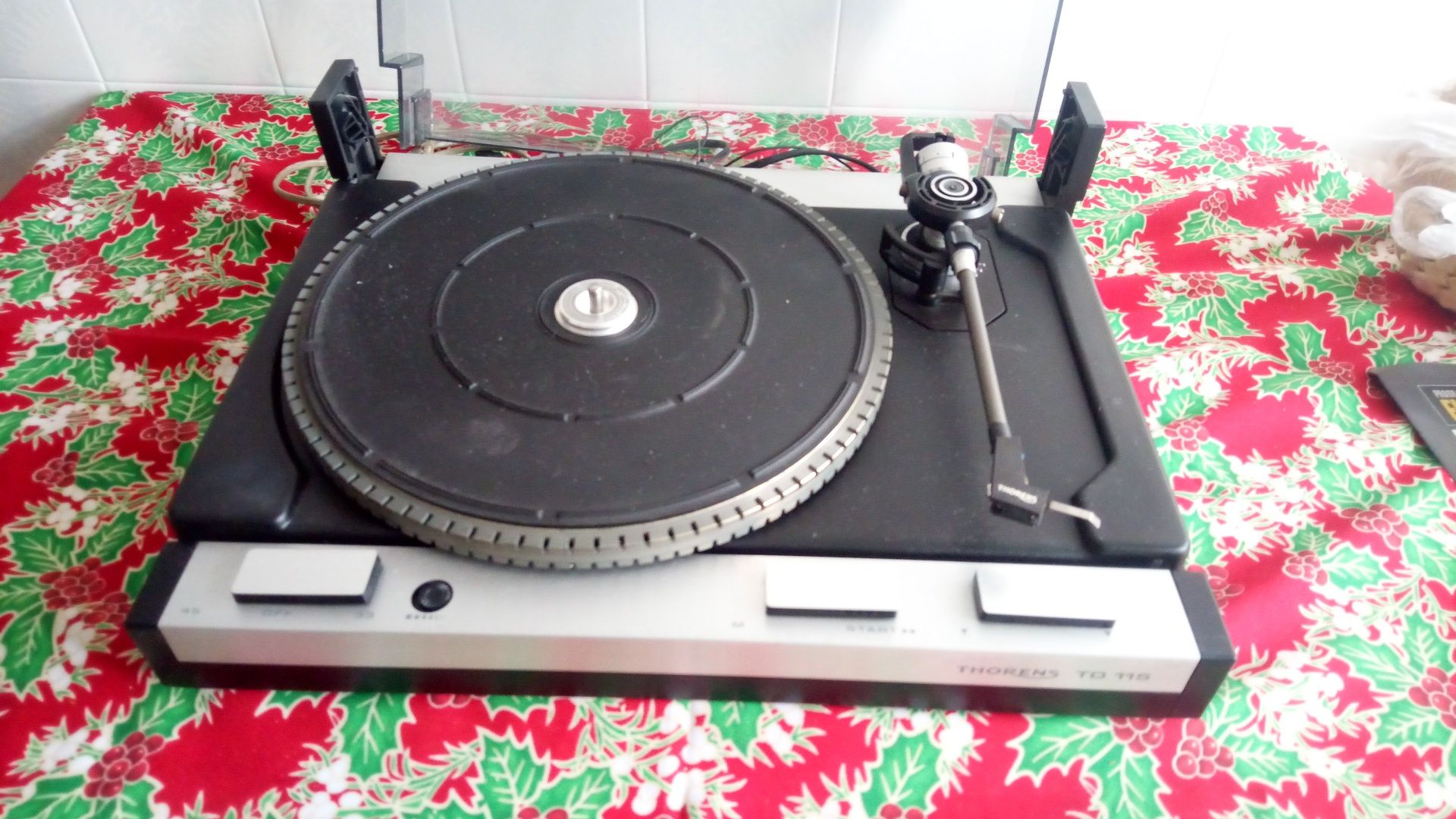 Gira Discos Thorens TD 115