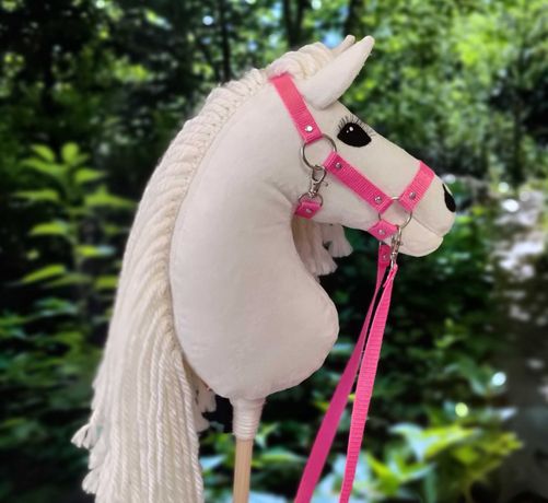 Konik na patyku hobby horse koń na kiju cremello kremowy perłowy A4