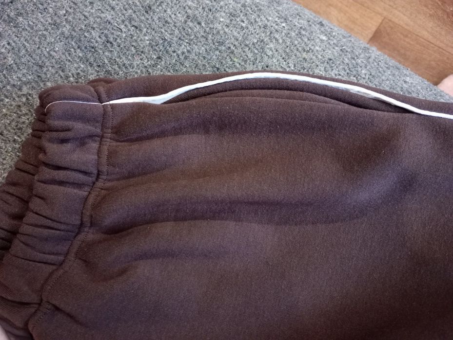 Штани на флісі нові