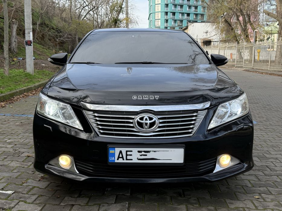 Toyota Camry 2014 рік, газ/бенз/авт 2.5 офіцна повна без торгу