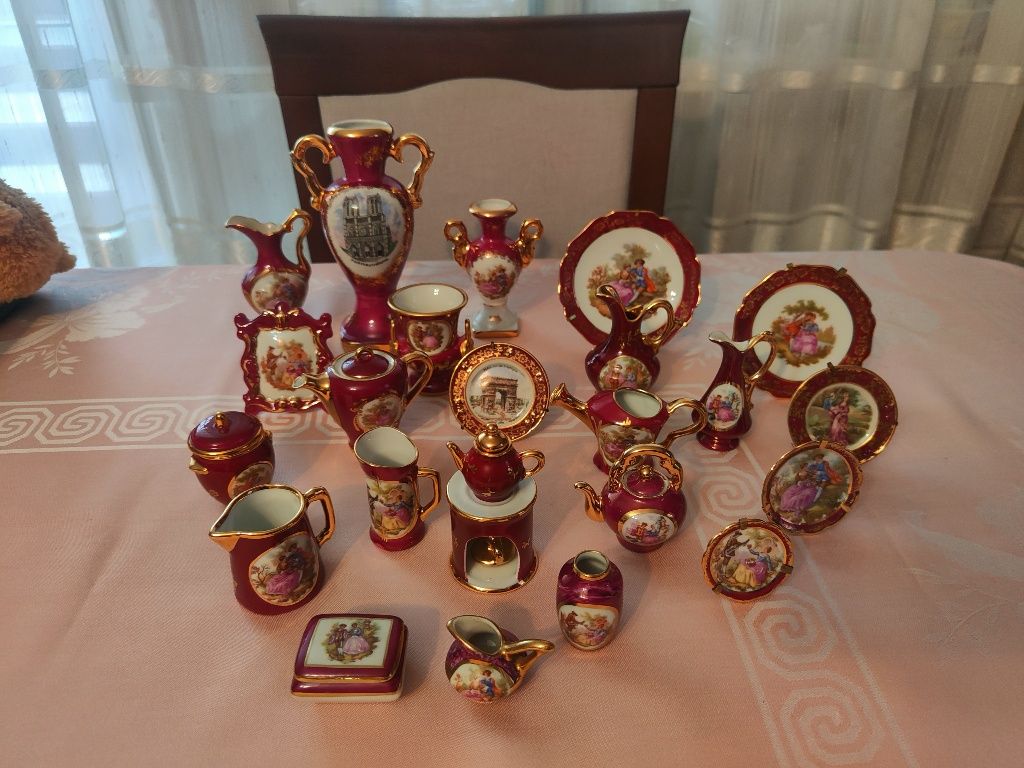 Porcelana LIMOGES FRANCE piękny zestaw miniatur 25szt KRAKÓW