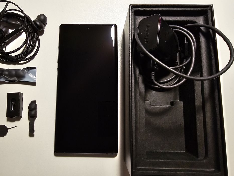 Samsung Galaxy Note 10+ 256 GB, 12 RAM