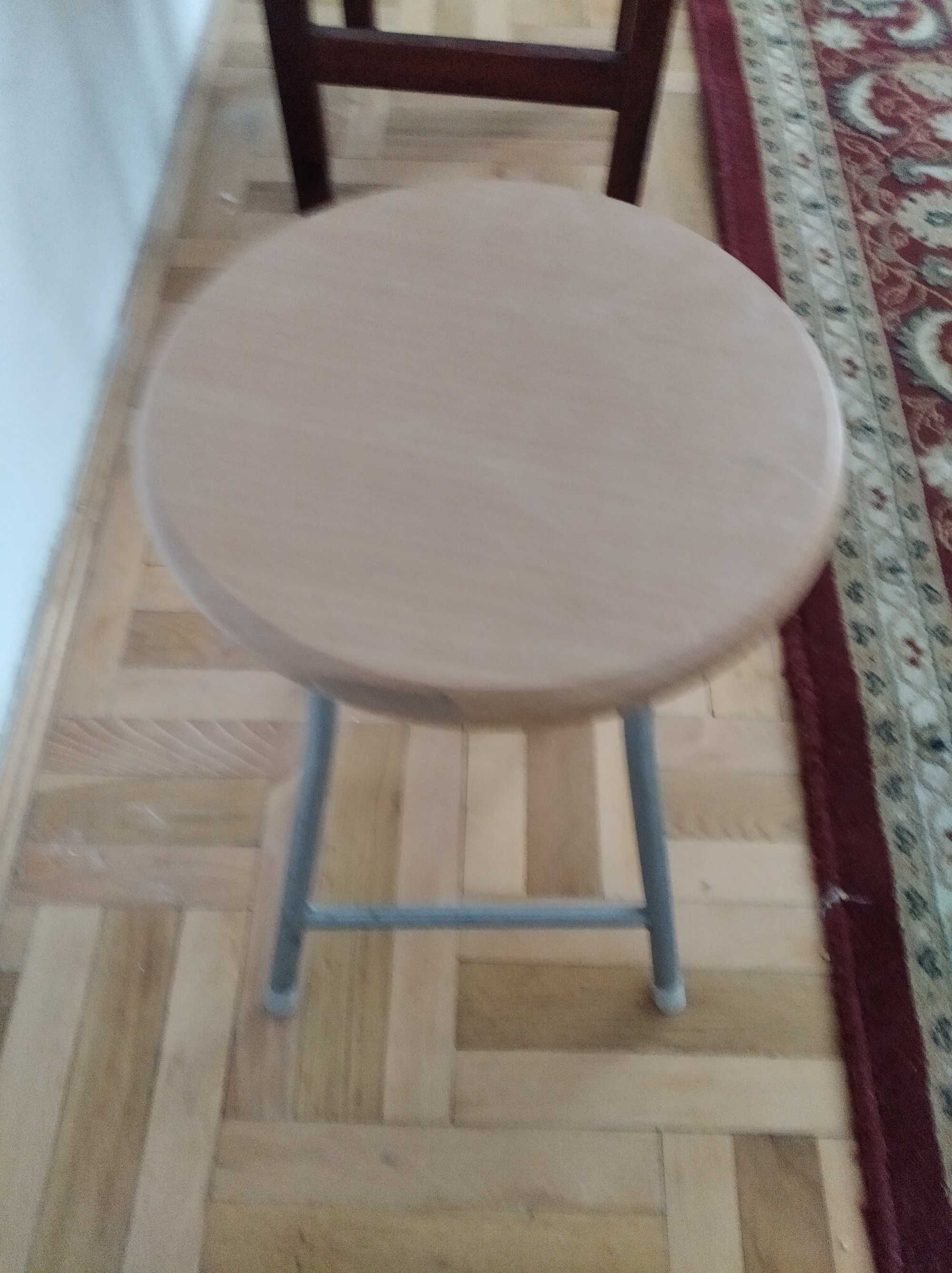 Taboret składany